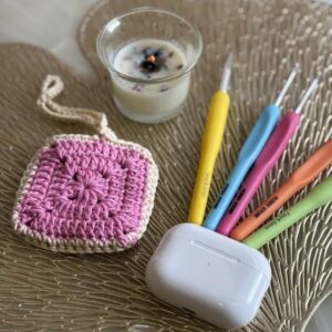 Crochet Square Airpod Pouch